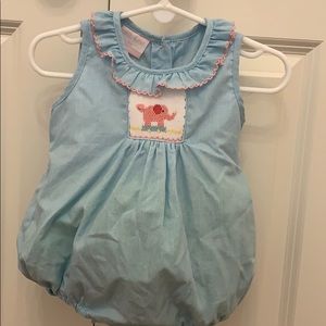 Adorable elephant bubble